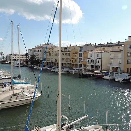 Apartment Star Port Moxo Empuriabrava